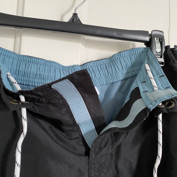 Men’s Swim Trunks - Picture 3 of 4